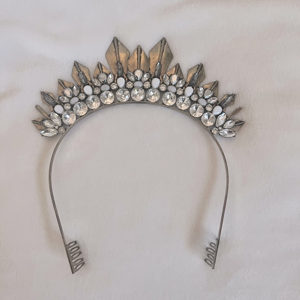 Tribal headpiece